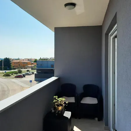 Modern App + Parking Apartment Medulin